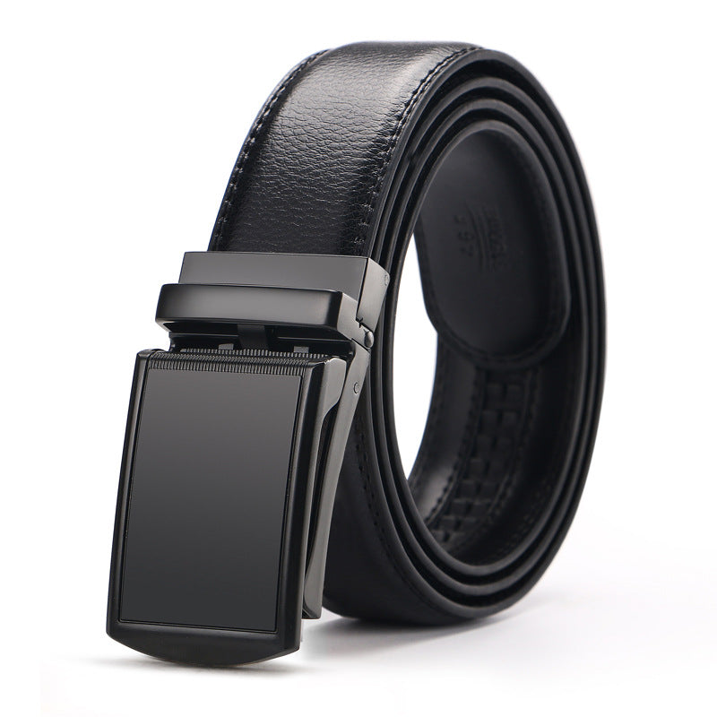 Reverse pull buckle belt