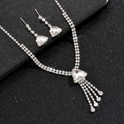 Rhinestone Bridal Jewelry Set with Tassel Design