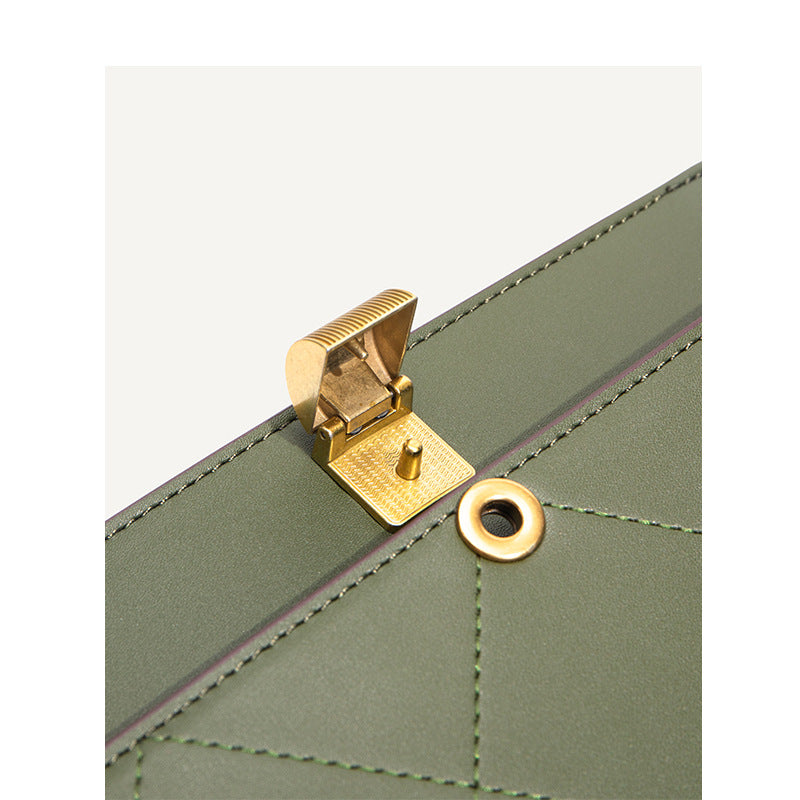 Rhombus Chain Crossbody Bag