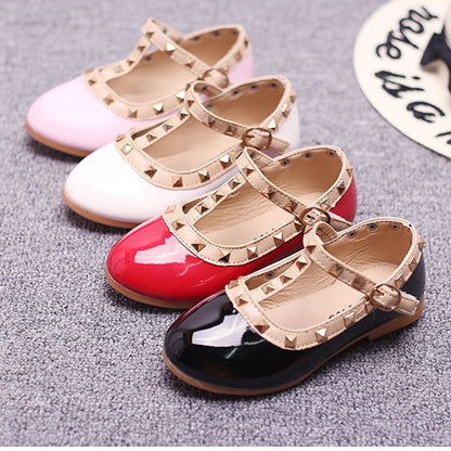 Rivet girls' leather shoes