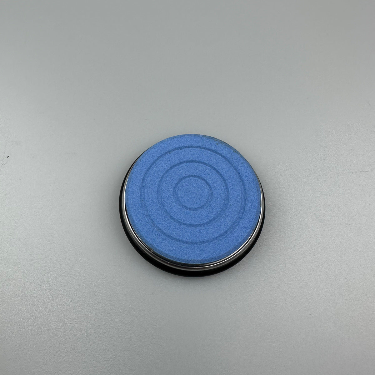 Roller moving wheel sharpener
