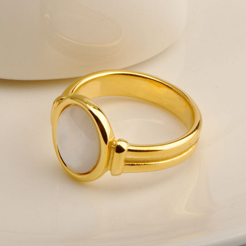 Roman Arc Shell Mother-of-Pearl Oval Ring