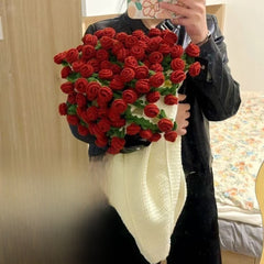 60cm White Blanket 21pcs Red Roses