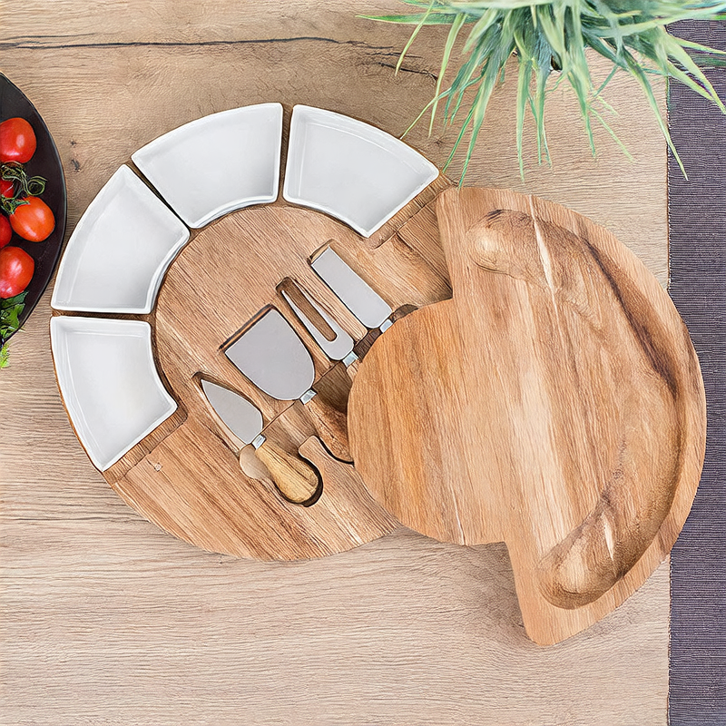 Rotatable round cutting board