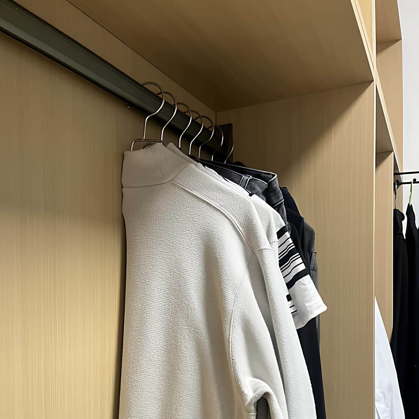 Rotating Foldable Clothes Hanger Non-Slip