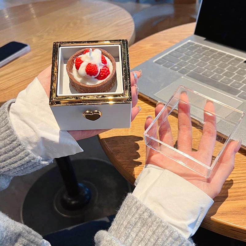 Rotating ring box