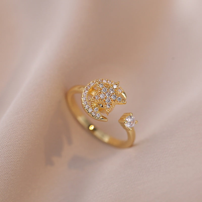 Rotating Zircon Four-Leaf Clover Ring for Women
