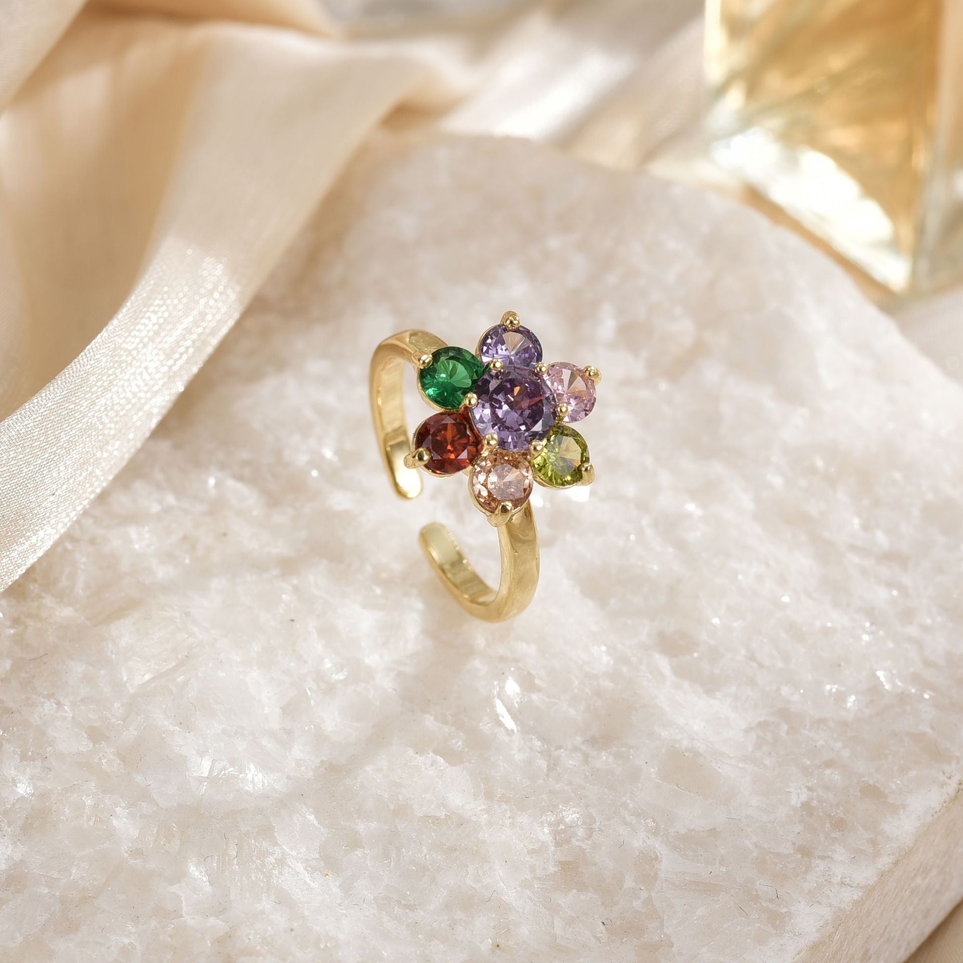 Rotating Zircon Four-Leaf Clover Ring for Women