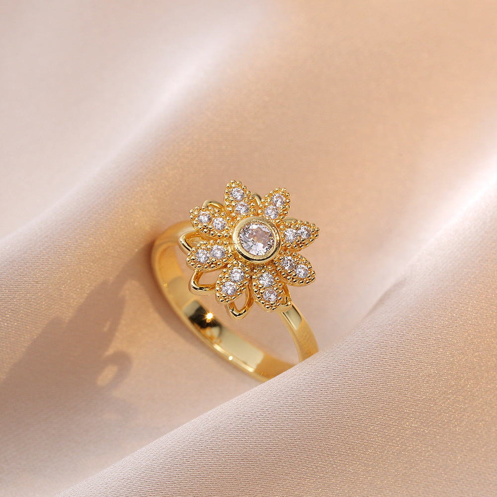 Rotating Zircon Four-Leaf Clover Ring for Women