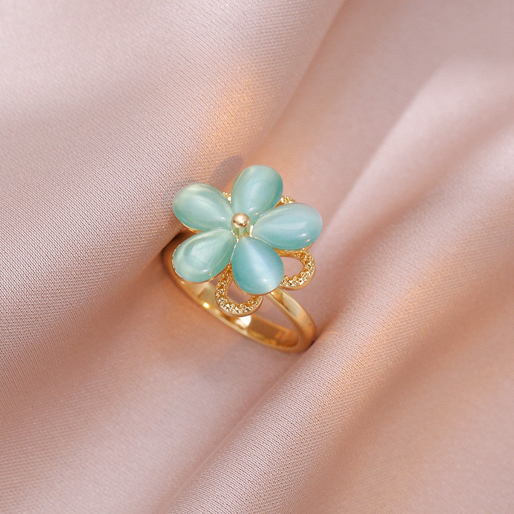 Rotating Zircon Four-Leaf Clover Ring for Women