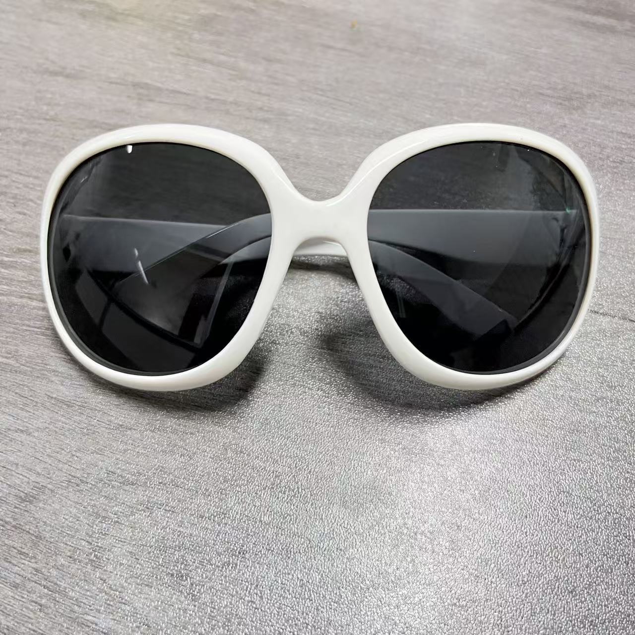 Round Frame Sunglasses Women