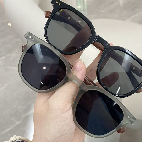 Round Frame Wood Grain Sunglasses UV Protection Fashion