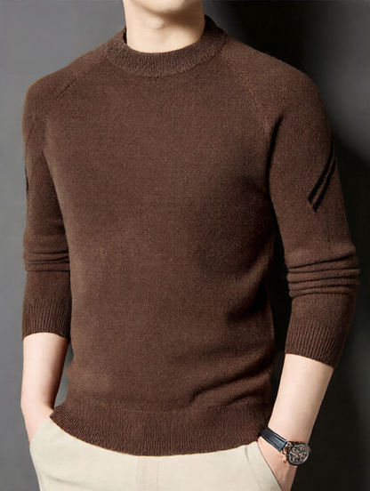 Round-neck casual sweater