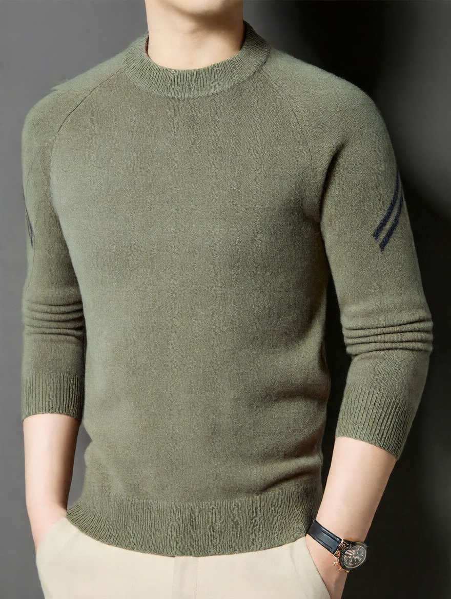 Round-neck casual sweater