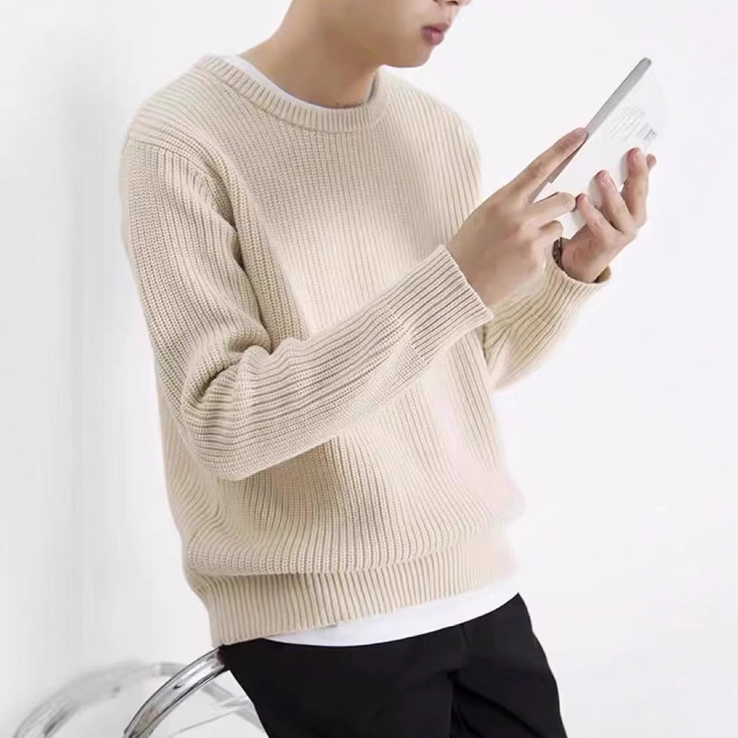 Round-neck knit sweater