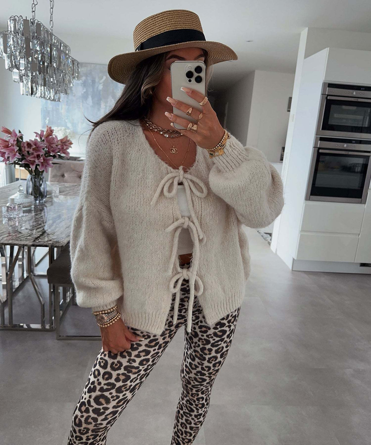 Round-neck lace-knitted cardigan jacket