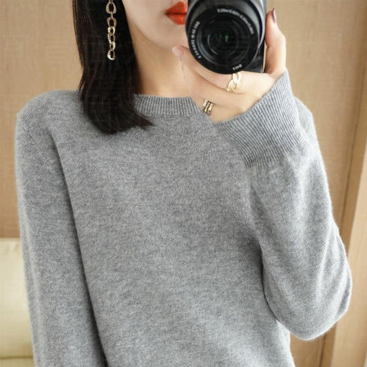 Round-neck long-sleeved pullover knitted sweater
