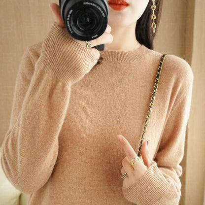 Round-neck long-sleeved pullover knitted sweater