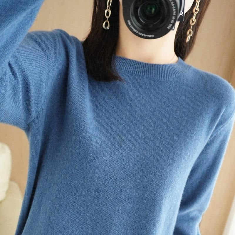 Round-neck long-sleeved pullover knitted sweater