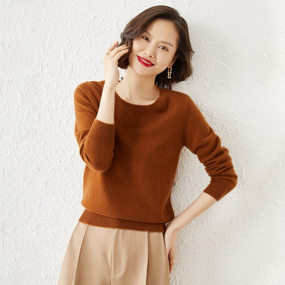 Round-neck long-sleeved pullover knitted sweater