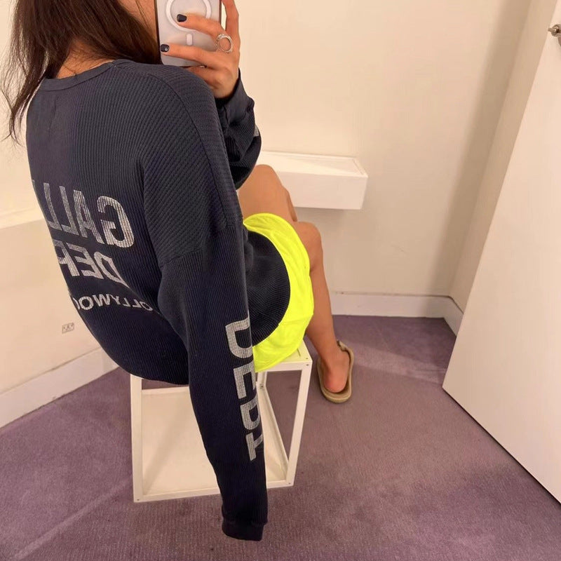 Round Neck Long-Sleeved T-Shirt