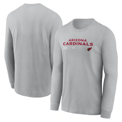 Round-neck long-sleeved T-shirt