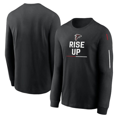 Round-neck long-sleeved T-shirt