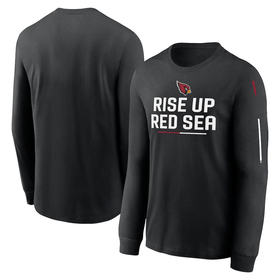 Round-neck long-sleeved T-shirt