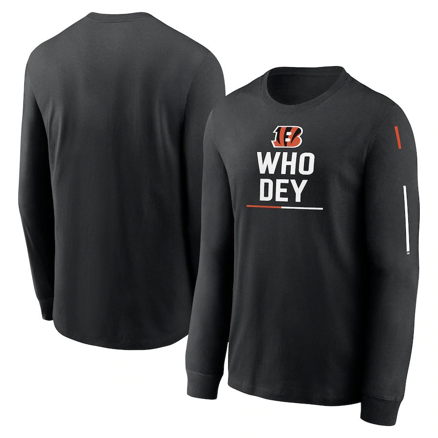 Round-neck long-sleeved T-shirt