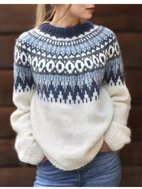 Round-neck multi-color knitted sweater