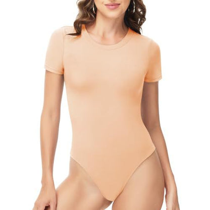 Round-neck one-piece short-sleeved shirt