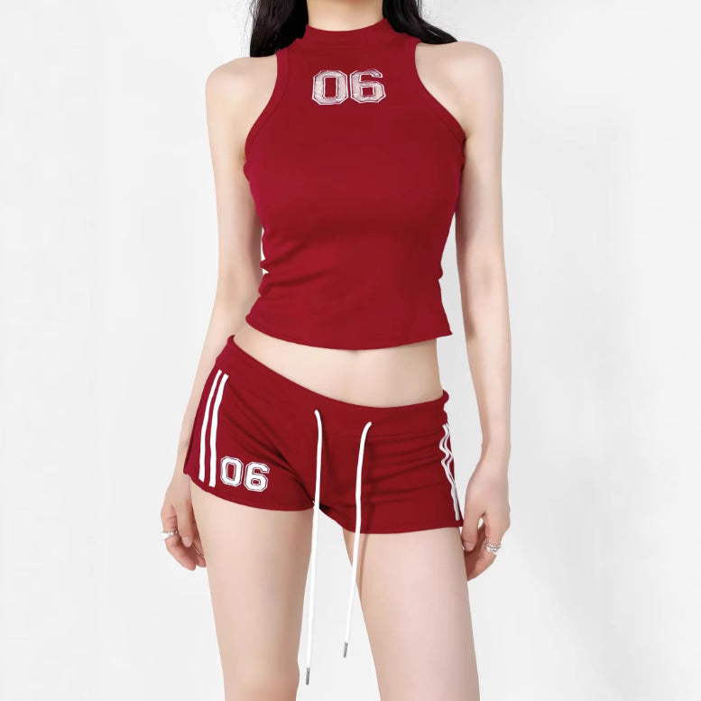round-neck sleeveless vest and shorts set