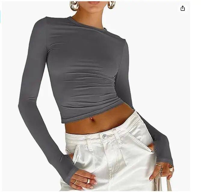Round-neck solid-color T-shirt