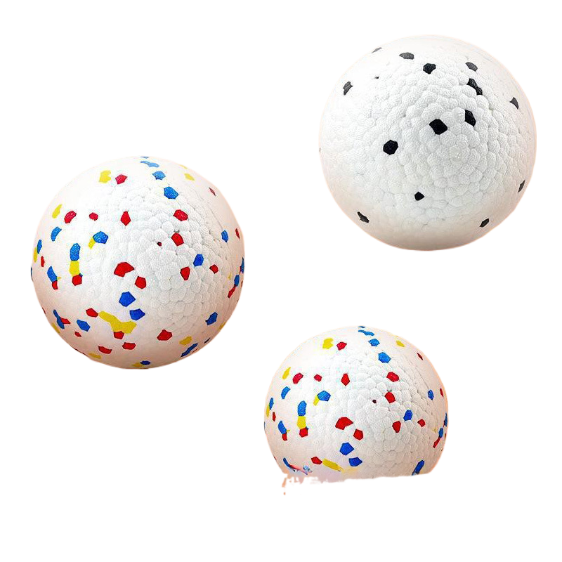 Round-patterned teething balls