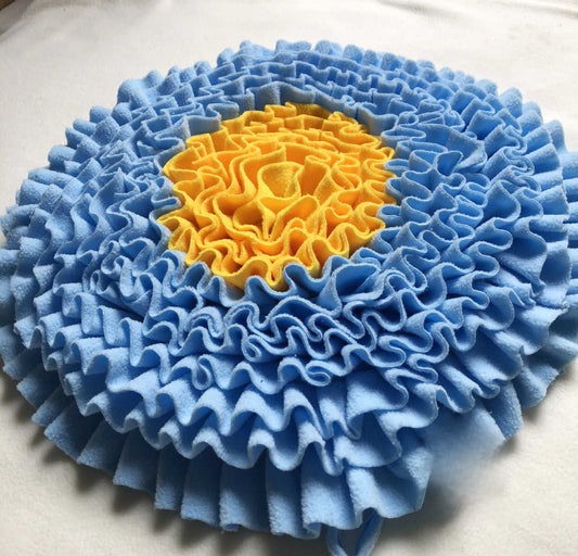 Round Pet Dog Sniffing Mat with Anti-Slip Base