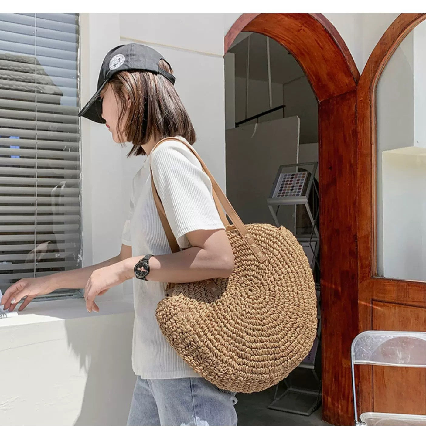 Round Woven Straw Shoulder Bag