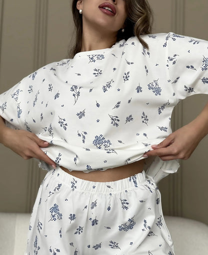 Ruffled shorts set