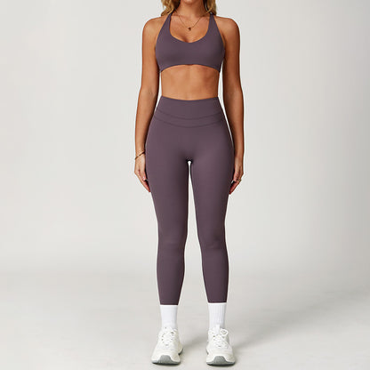 Rugged tight-fitting back yoga set