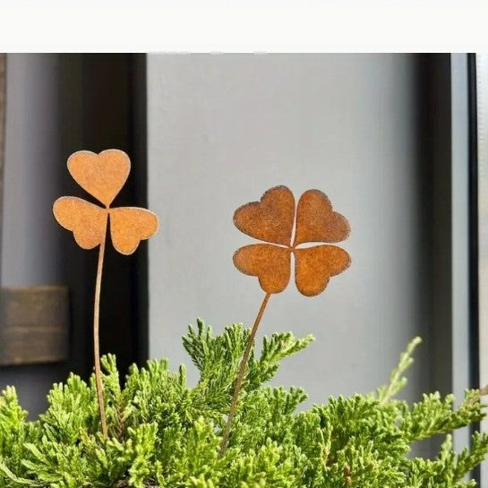 Rust Metal Clover Leaf Decoration for Home Garden