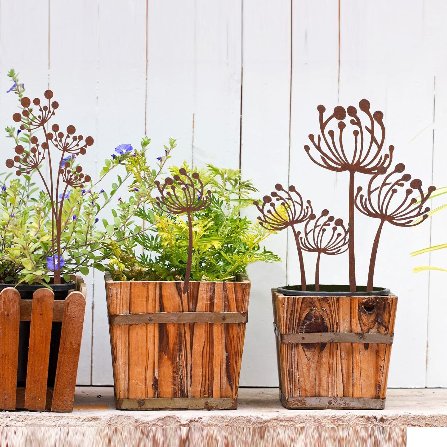 Rustic Iron Fern Lily Valley Garden Decoration