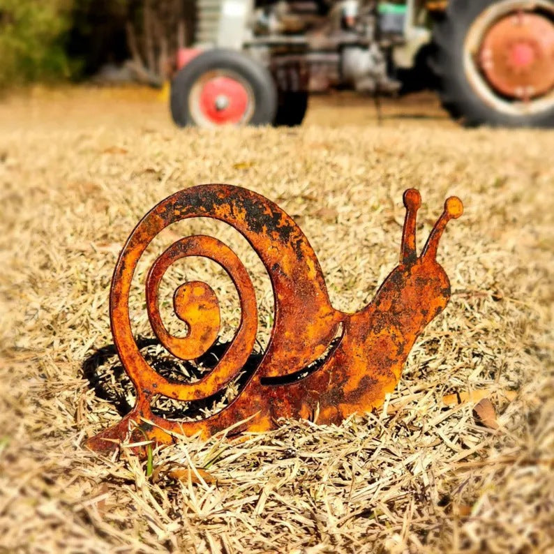 Rustic Metal Snail Garden Decoration