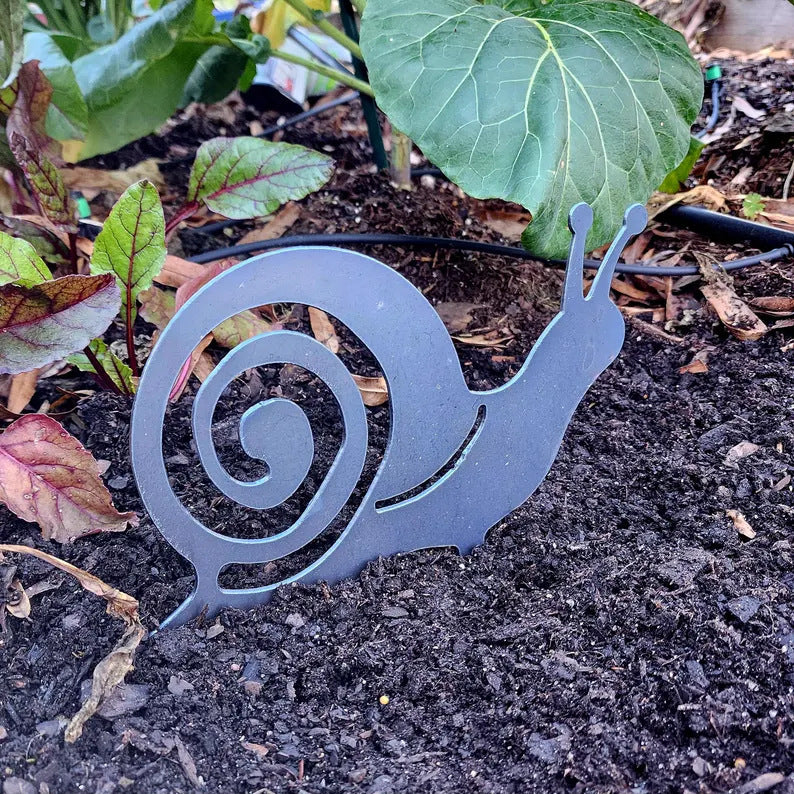 Rusty Metal Snail Garden Stake Ornament