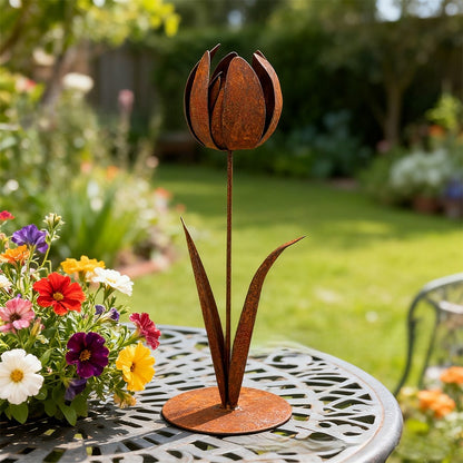 Rusty Metal Tulip