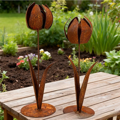 Rusty Metal Tulip