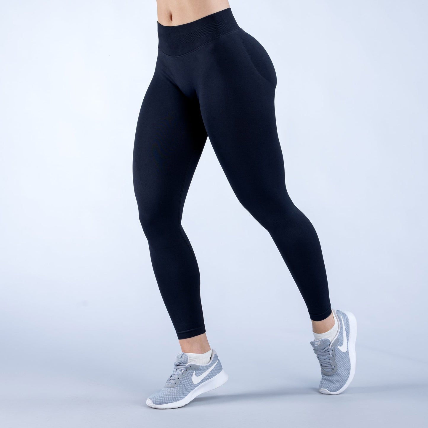Sagging But Seamless Yoga Pants