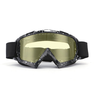Sand-proof helmet with protective visor