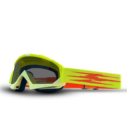 Sand-proof helmet with protective visor