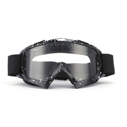 Sand-proof helmet with protective visor