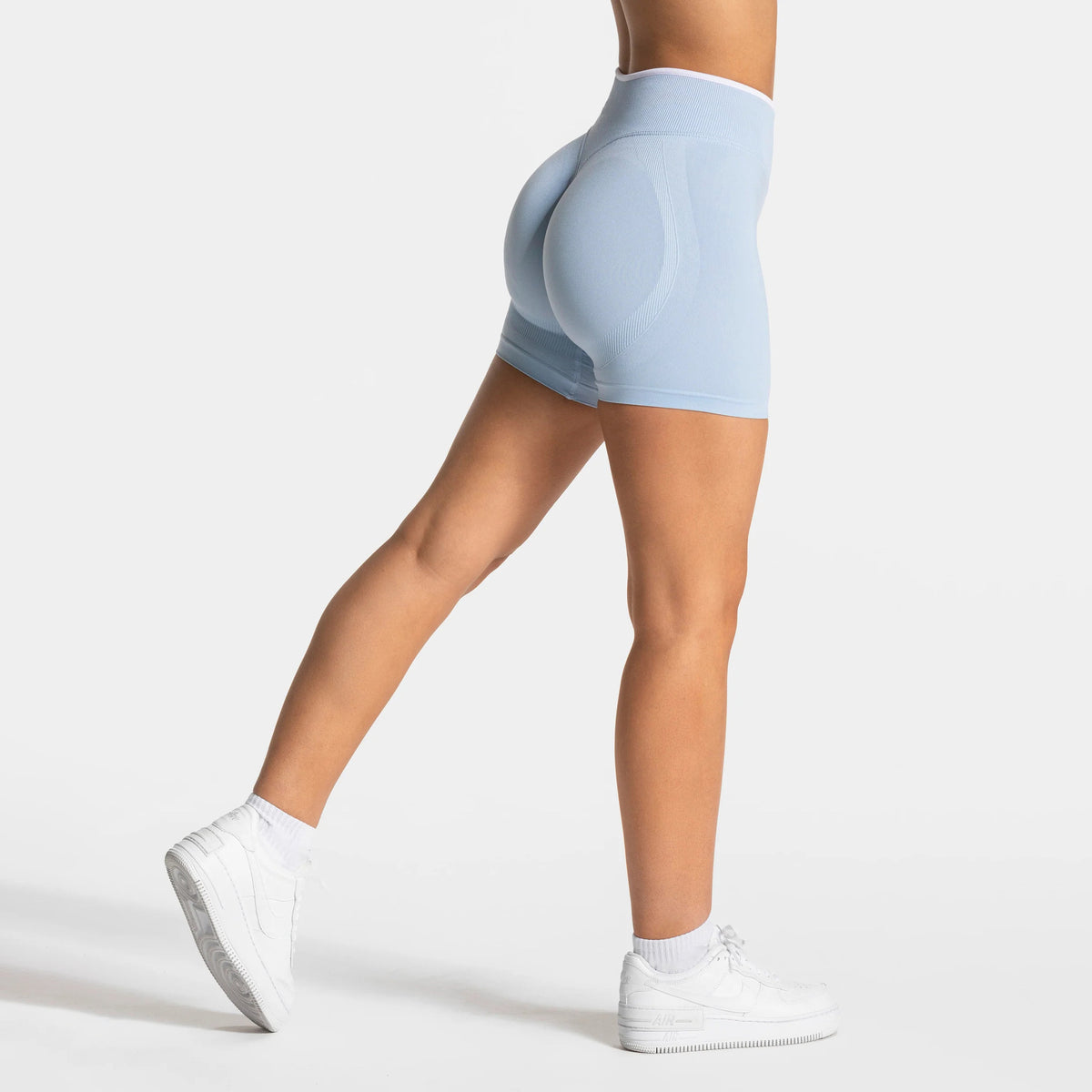 Seamless Backless Yoga Set with Quick-Dry Fabric