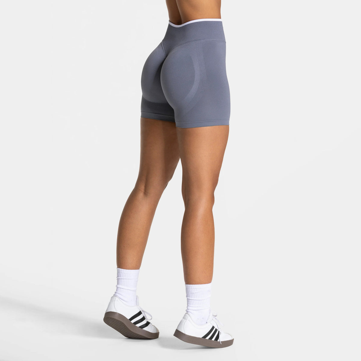 Seamless Backless Yoga Set with Quick-Dry Fabric